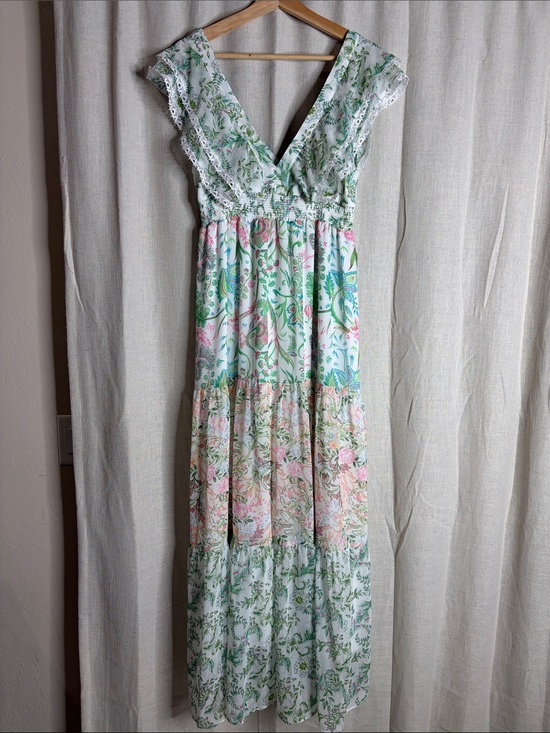 House of Harlow 1960 Dresses & Skirts - House of Harlow 1960 Floral Maxi Dress in White, Green, Pink